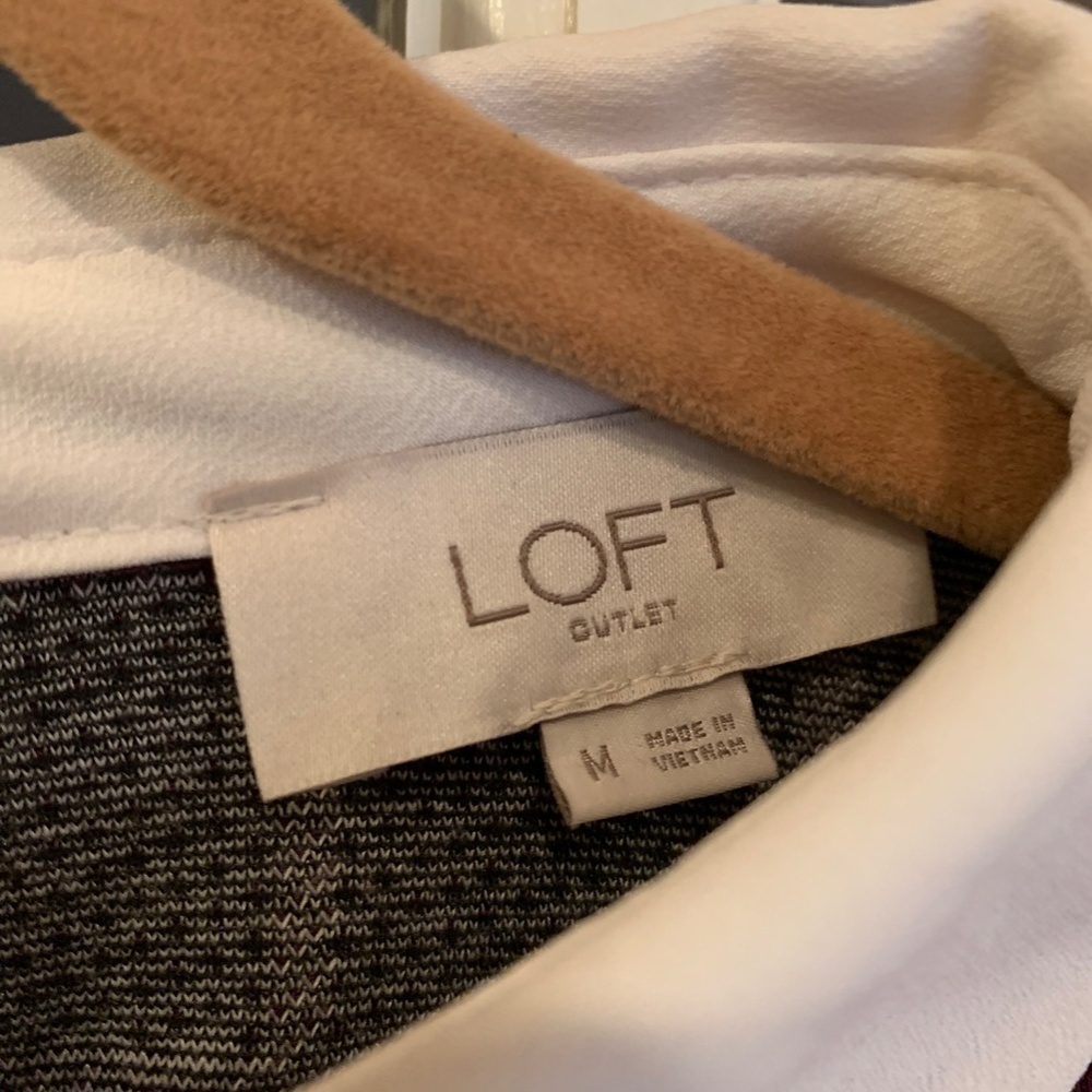 Loft Outlet - Picture 4 of 4